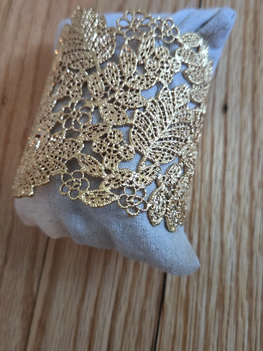 Stella & Dot Gold Floral Lace Cuff Bracelet